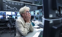 恒生科技指数跌幅扩大至4%